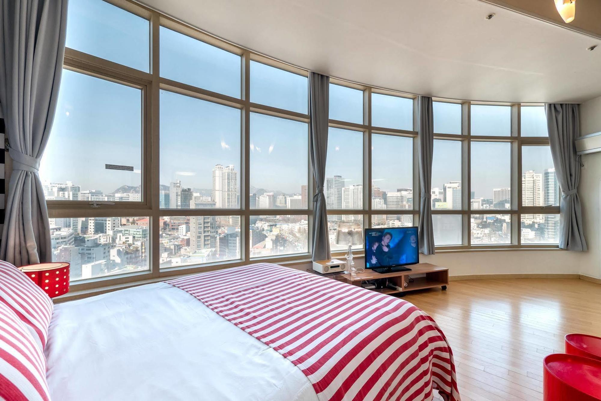 Appartement J House Station