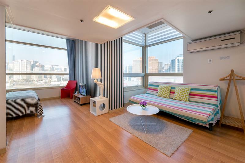 Appartamento J House Station