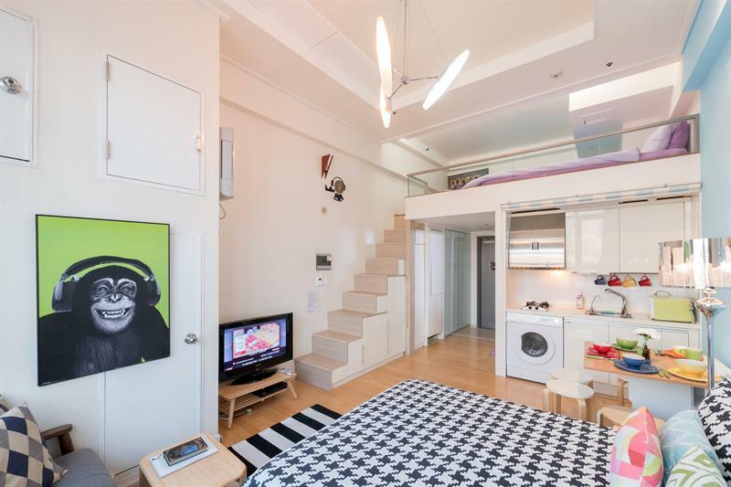 Apartment J House Station *